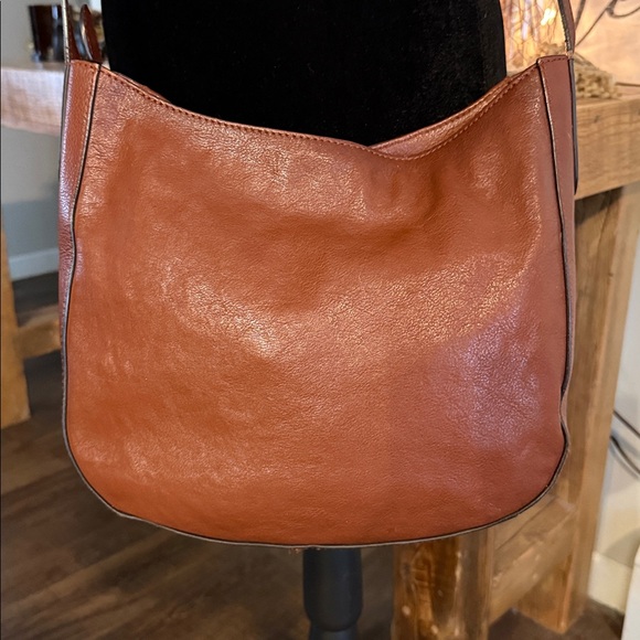 EUC Frye Olivia Large Leather Crossbody in Cognac Brown - Picture 6 of 13